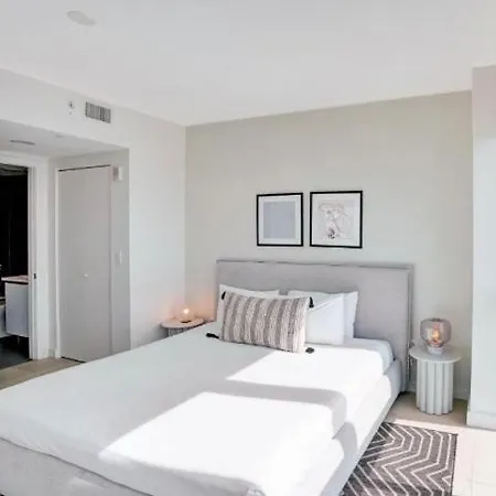 Hanza Tower West 20 - & Sauna & Jacuzzi & Pool Appartement *