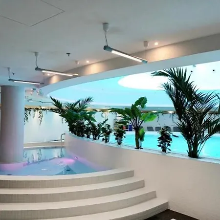 Hanza Tower West 20 - & Sauna & Jacuzzi & Pool *
